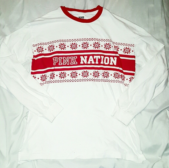 PINK Victoria's Secret Tops - Victorias Secret Pink Nation Snowflake Long Sleeve